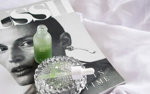 The Seven-Day Pause: How to Patch-Test Skincare in Bangladesh